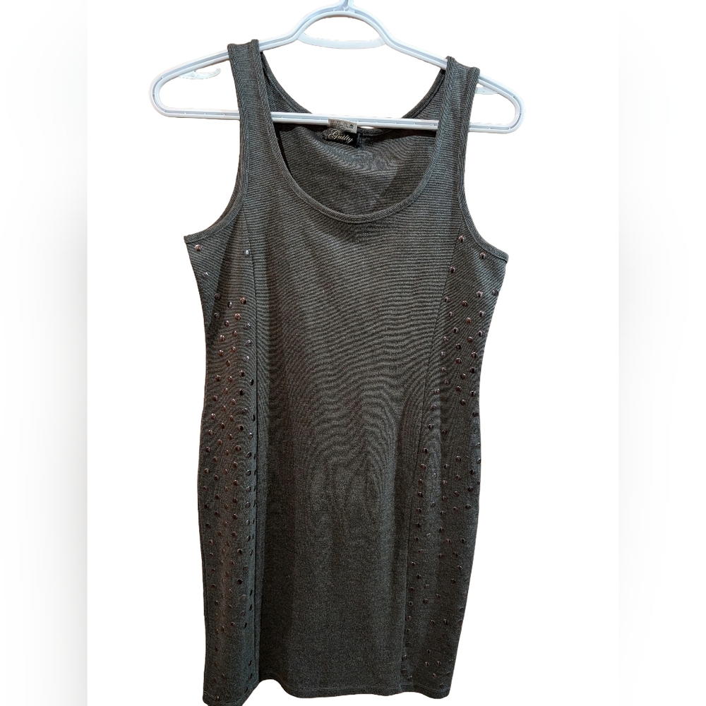 2/22$ Gray Sleeveless Studded Dress